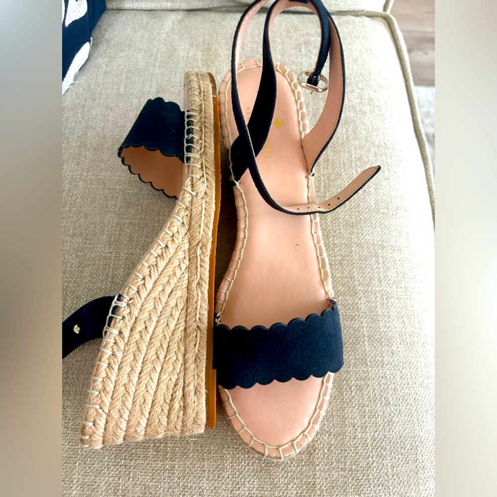 Kate Spade Size 8 Wedge Navy